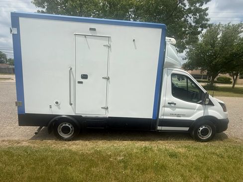 Used 2023 Ford Transit 350 w/ Upfitter Package RWD image 7