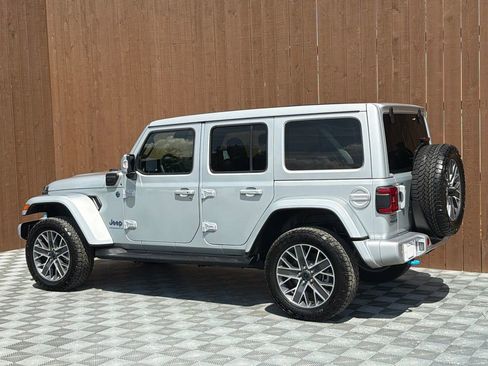 Used 2024 Jeep Wrangler High Altitude image 17