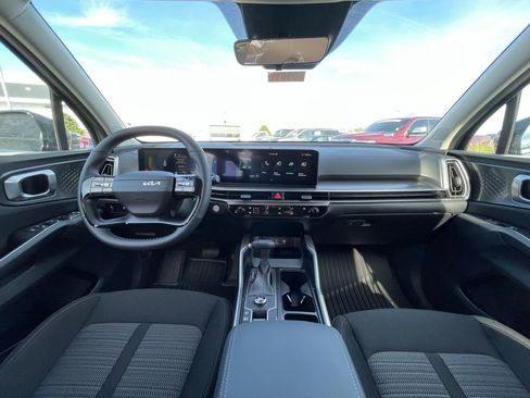 New 2026 Kia Sorento LX image 27