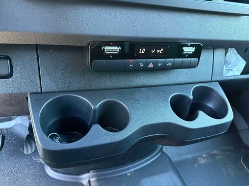 Used 2024 Mercedes-Benz Sprinter 144 Cargo image 27