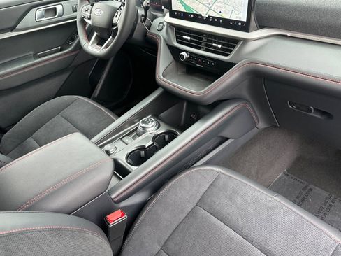 New 2026 Ford Explorer ST RWD image 16