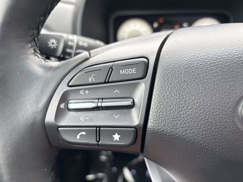 Certified 2023 Hyundai Kona Limited image 14