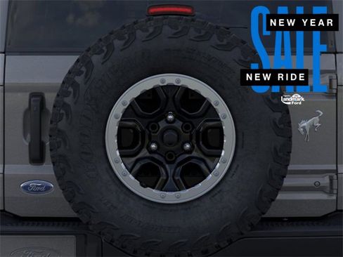 New 2025 Ford Bronco Badlands image 24