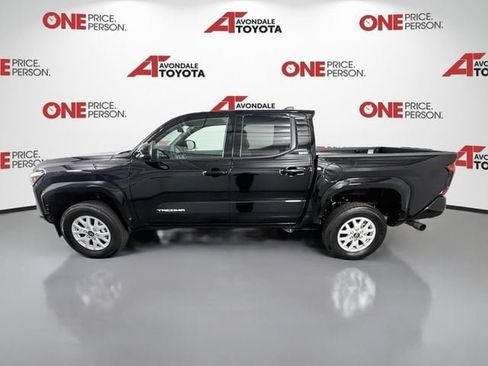 Certified 2025 Toyota Tacoma SR5 RWD image 5