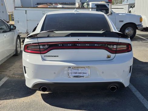 Used 2023 Dodge Charger Scat Pack w/ Technology Group image 9