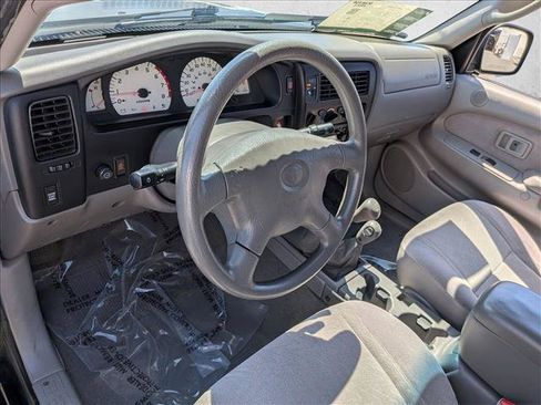 Used 2004 Toyota Tacoma 4x4 Xtracab V6 image 9