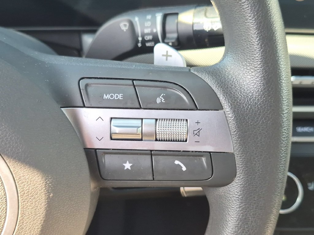 Used 2025 Hyundai Sonata SEL FWD image 22