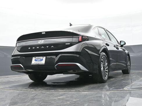 Certified 2025 Hyundai Sonata Limited image 40