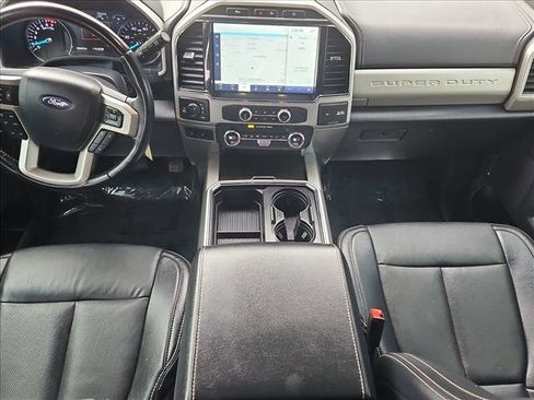 Used 2022 Ford F350 Lariat w/ Black Appearance Package image 17