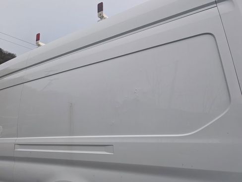 Used 2018 Ford Transit 350 148 High Roof Extended RWD image 30