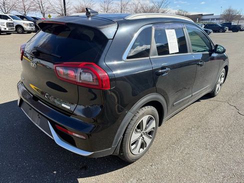 Used 2018 Kia Niro LX image 7