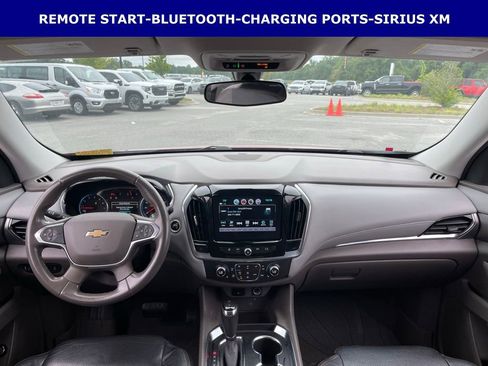 Used 2019 Chevrolet Traverse LT FWD image 12