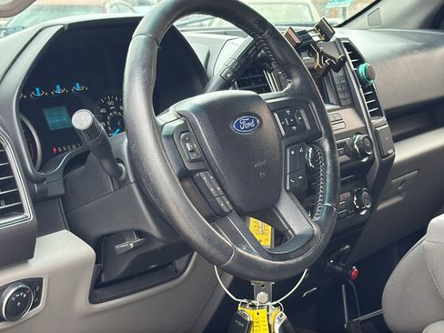 Used 2017 Ford F150 XLT RWD image 10