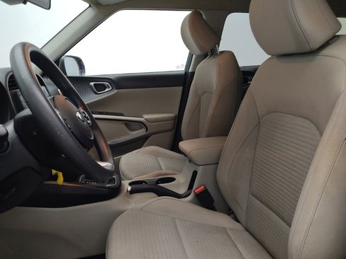 Used 2021 Kia Soul S FWD image 17
