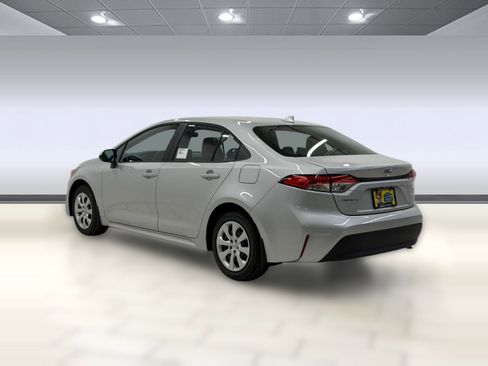 New 2026 Toyota Corolla LE image 2