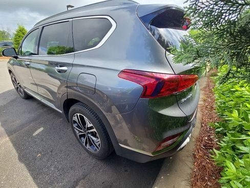 Used 2019 Hyundai Santa Fe FWD image 5
