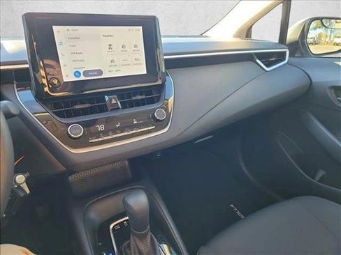 Used 2024 Toyota Corolla LE image 20
