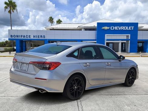 Used 2023 Honda Civic Sport image 4