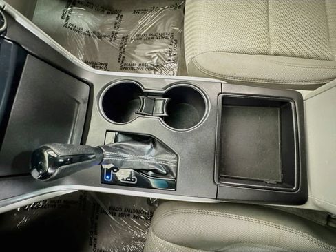Used 2015 Toyota Camry LE FWD image 13