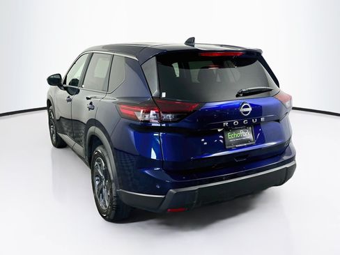 Used 2026 Nissan Rogue SV FWD image 5