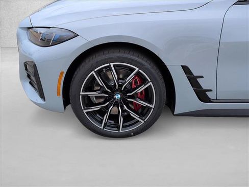New 2026 BMW i4 eDrive40 w/ M Sport Package RWD image 9