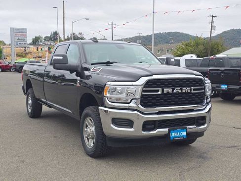 Used 2024 RAM 3500 Tradesman w/ Towing Technology Group AWD/4WD image 7