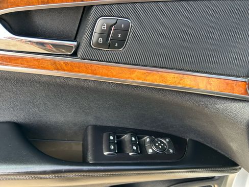 Used 2019 Lincoln Nautilus Select image 22