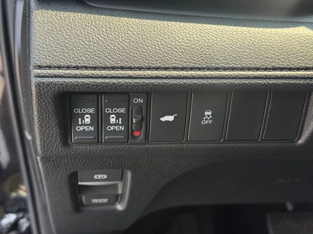 Used 2025 Honda Odyssey EX-L image 20