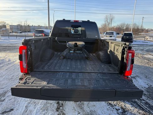 Used 2024 Ford F250 Platinum image 37