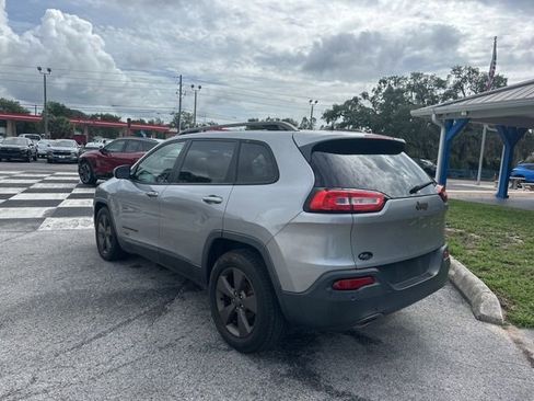 Used 2016 Jeep Cherokee 75th Anniversary FWD image 3