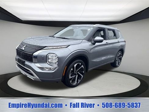 Used 2024 Mitsubishi Outlander SEL Black Edition AWD/4WD image 1