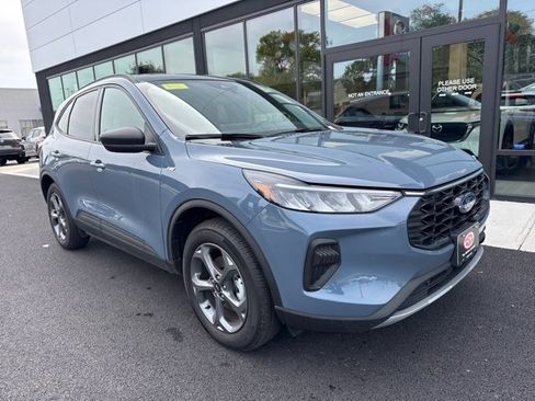 New 2025 Ford Escape ST-Line w/ Tech Pack #1 image 1