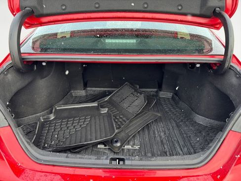 Used 2021 Toyota Camry SE w/ Cold Weather Package image 16