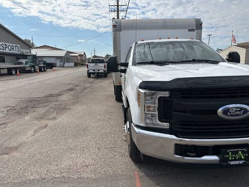 Used 2018 Ford F350 XL w/ XL Value Package image 36