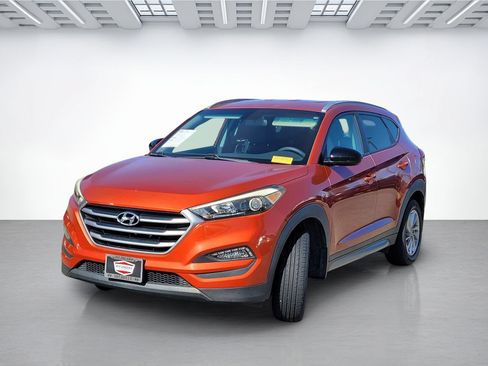 Used 2017 Hyundai Tucson SE w/ SE Popular Package 02 FWD image 8