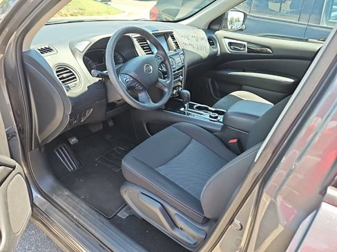 Used 2020 Nissan Pathfinder S AWD/4WD image 5