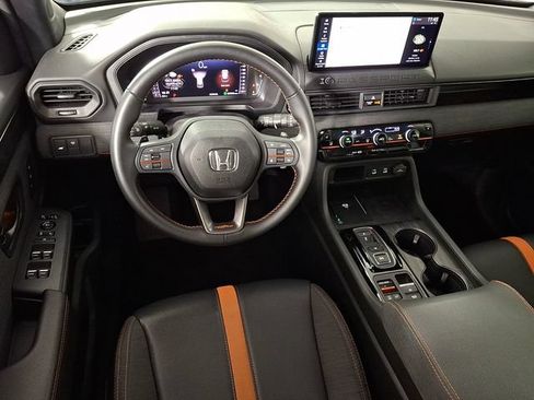 Used 2026 Honda Passport TrailSport image 2
