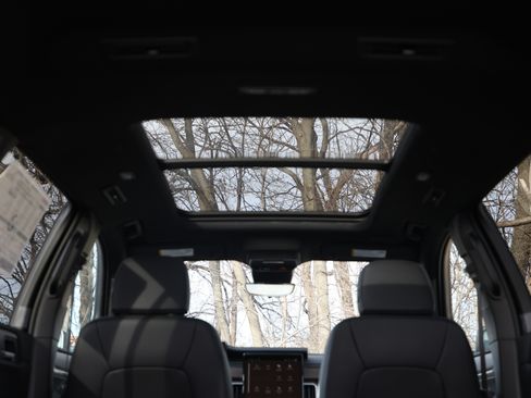 New 2026 GMC Acadia Denali w/ Super Cruise Package image 46