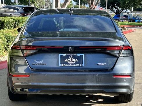 Used 2024 Honda Accord Touring image 5