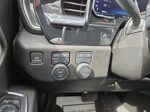 Used 2025 Chevrolet Silverado 1500 RST AWD/4WD image 21