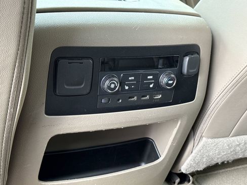 Used 2020 GMC Yukon SLT w/ Open Road Package image 14