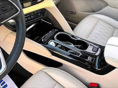 Used 2023 Buick Envision Avenir FWD image 14