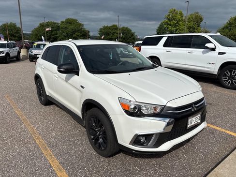 Used 2019 Mitsubishi Outlander Sport LE AWD/4WD image 4