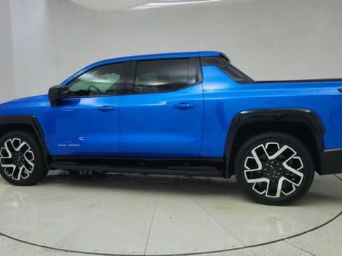 Used 2025 Chevrolet Silverado EV RST image 69