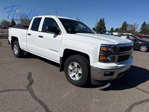 Used 2014 Chevrolet Silverado 1500 LT w/ LT Convenience Package AWD/4WD image 4