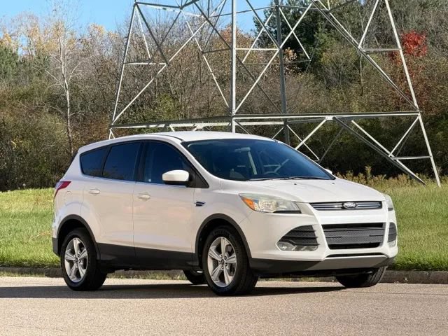 Used 2014 Ford Escape SE FWD image 2