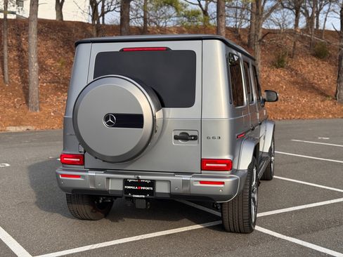 Used 2025 Mercedes-Benz G 63 AMG 4MATIC image 11