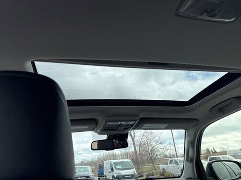 Used 2023 Toyota 4Runner Limited image 9