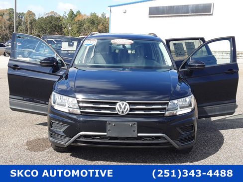 Used 2020 Volkswagen Tiguan S w/ 3rd Row Seat Package image 28
