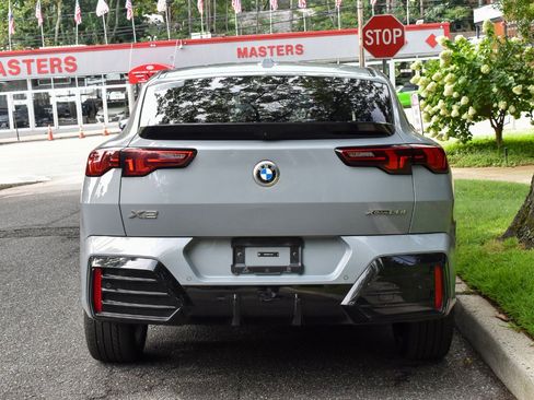Used 2026 BMW X2 xDrive28i AWD/4WD image 6